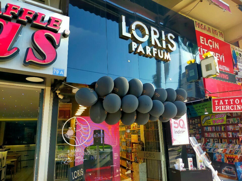 Perfume and cosmetics shop Loris, Antalya, photo