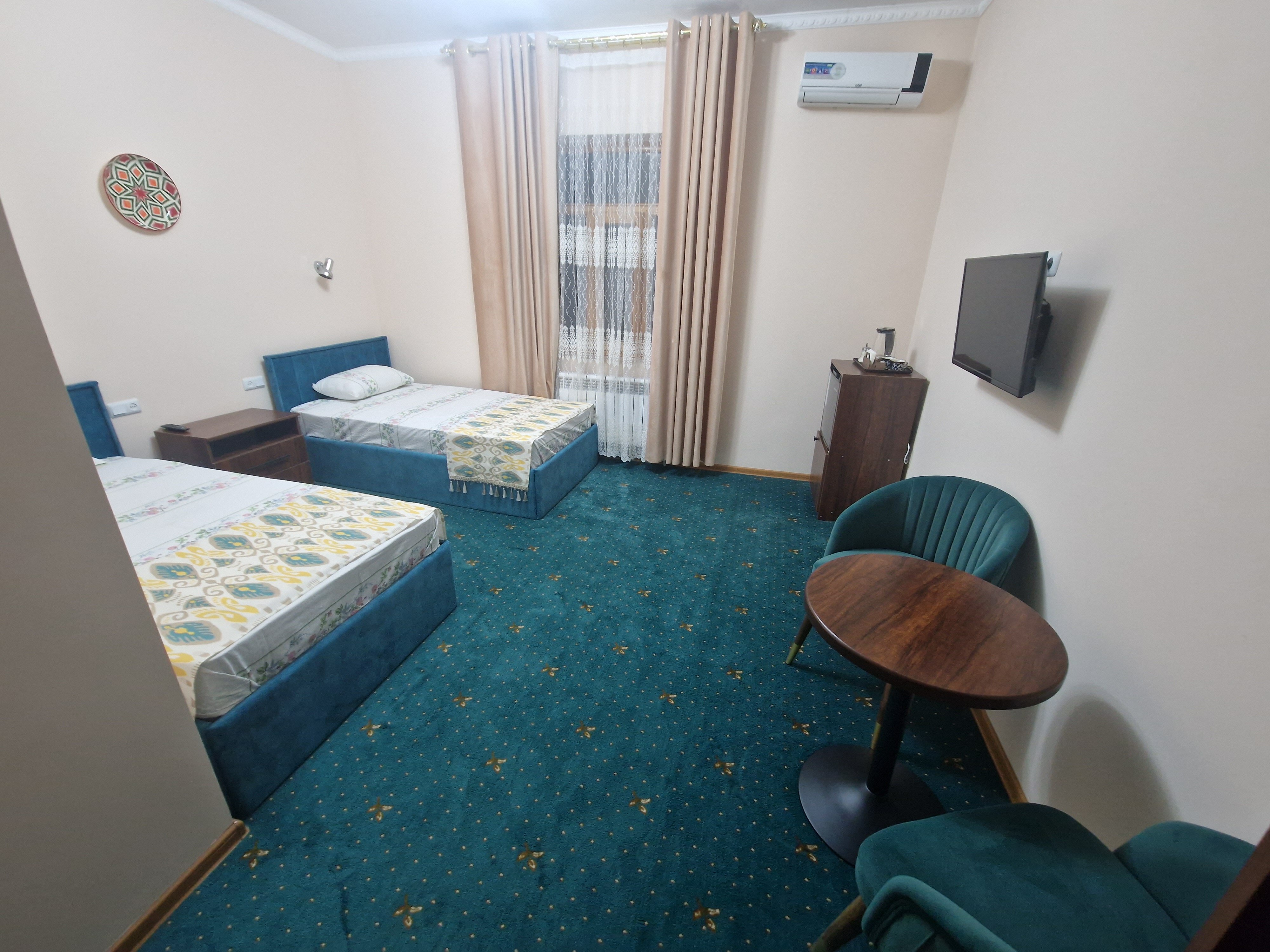 Фото отеля 2