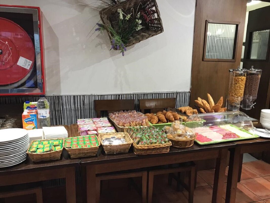 Фото Отель Aston