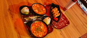 Pho Hoi An (Novostroevskaya Street, 6А) ، مقهى