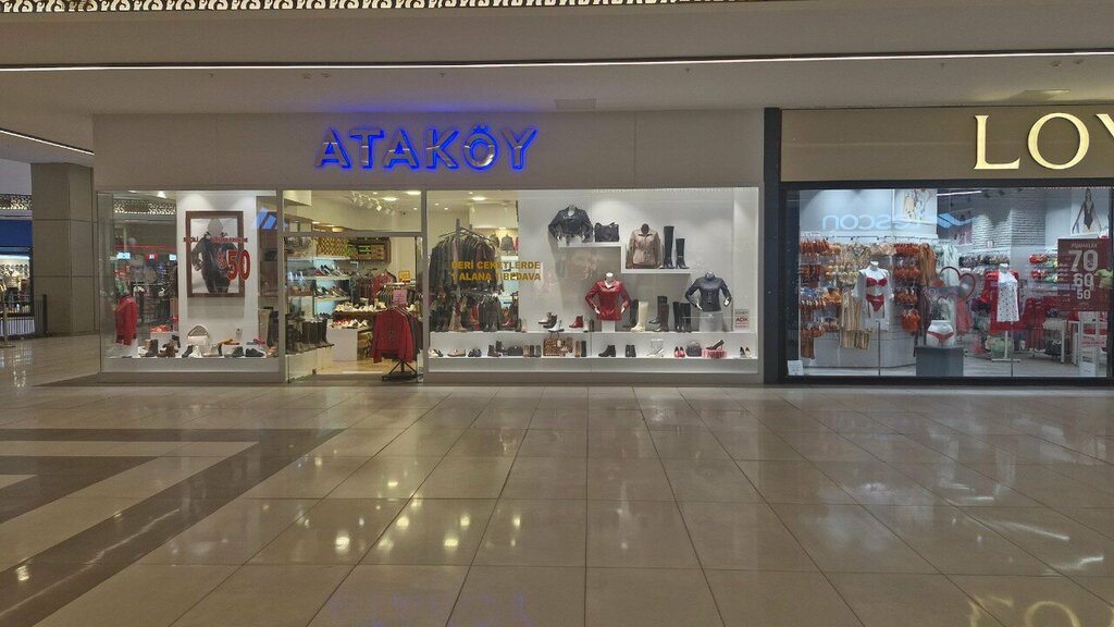 Shoe store Atakoy, Izmir, photo