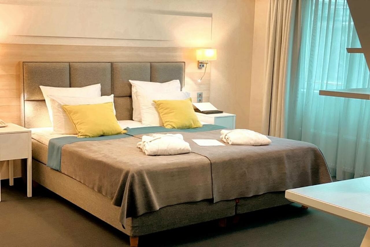 Фото отеля 2