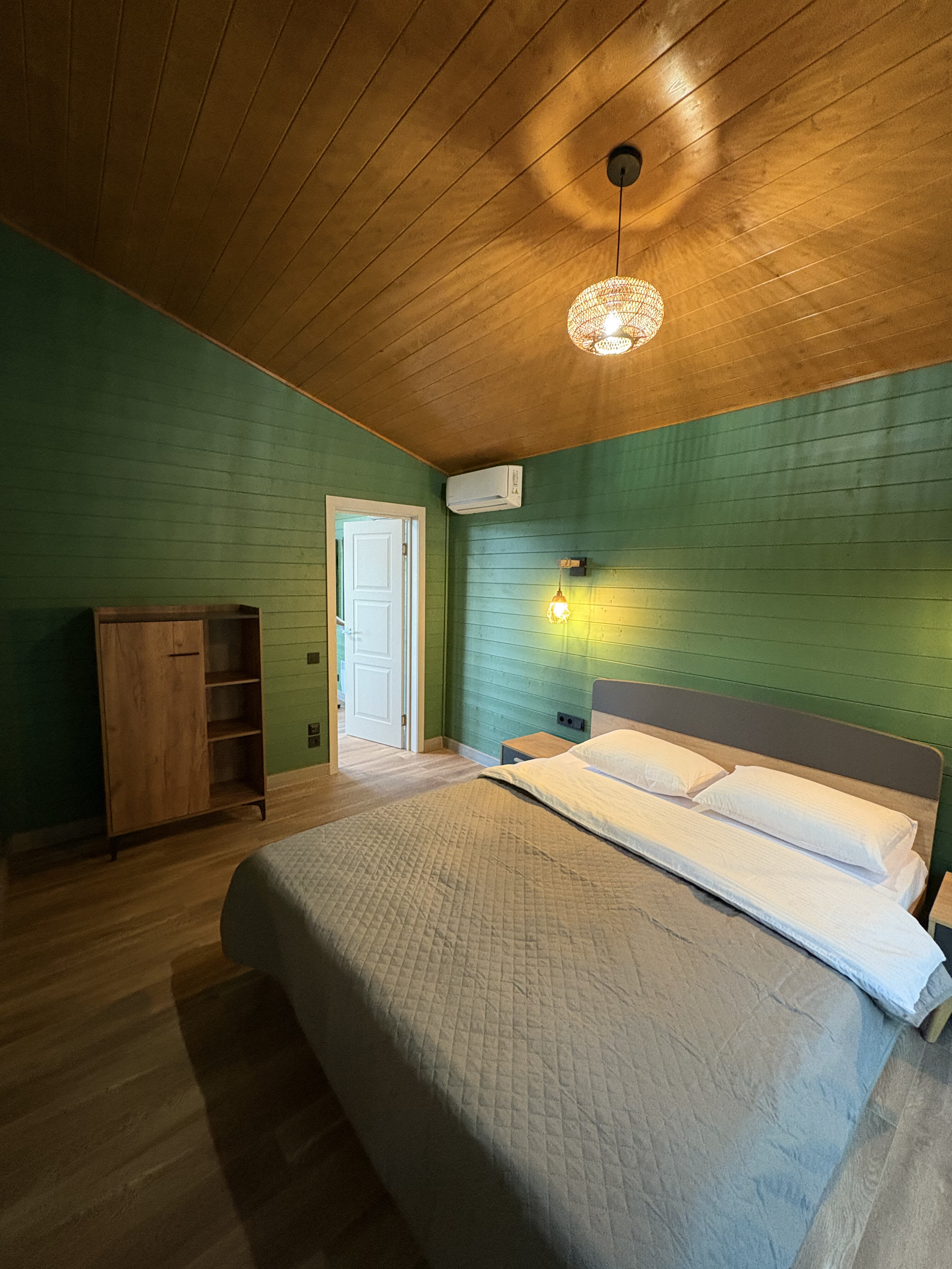 Фото Лес Азовская