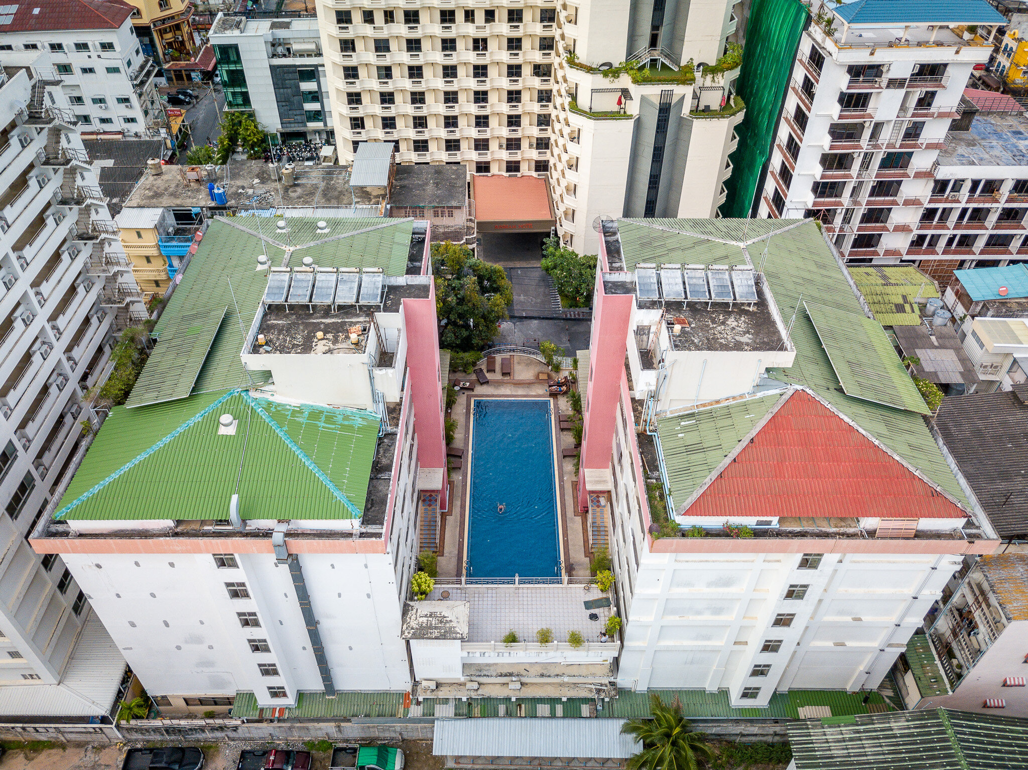 Фото отеля 2