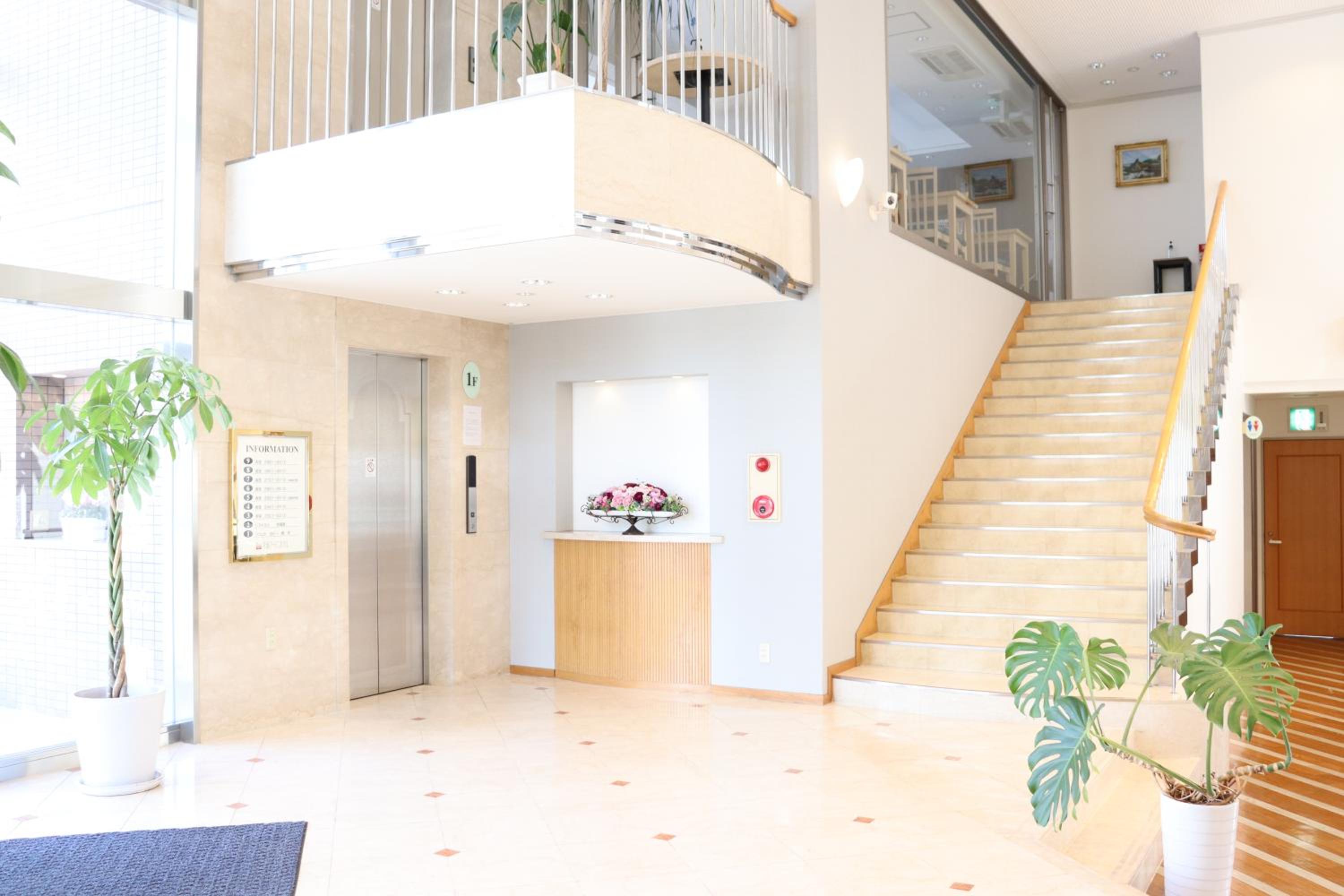 Фото Imabari Urban Hotel