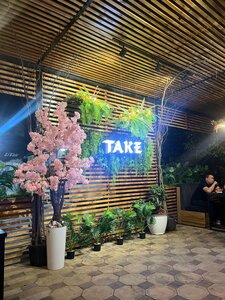 Take sushi & pizza (Gagarin Street, 66) ، مطعم سوشي