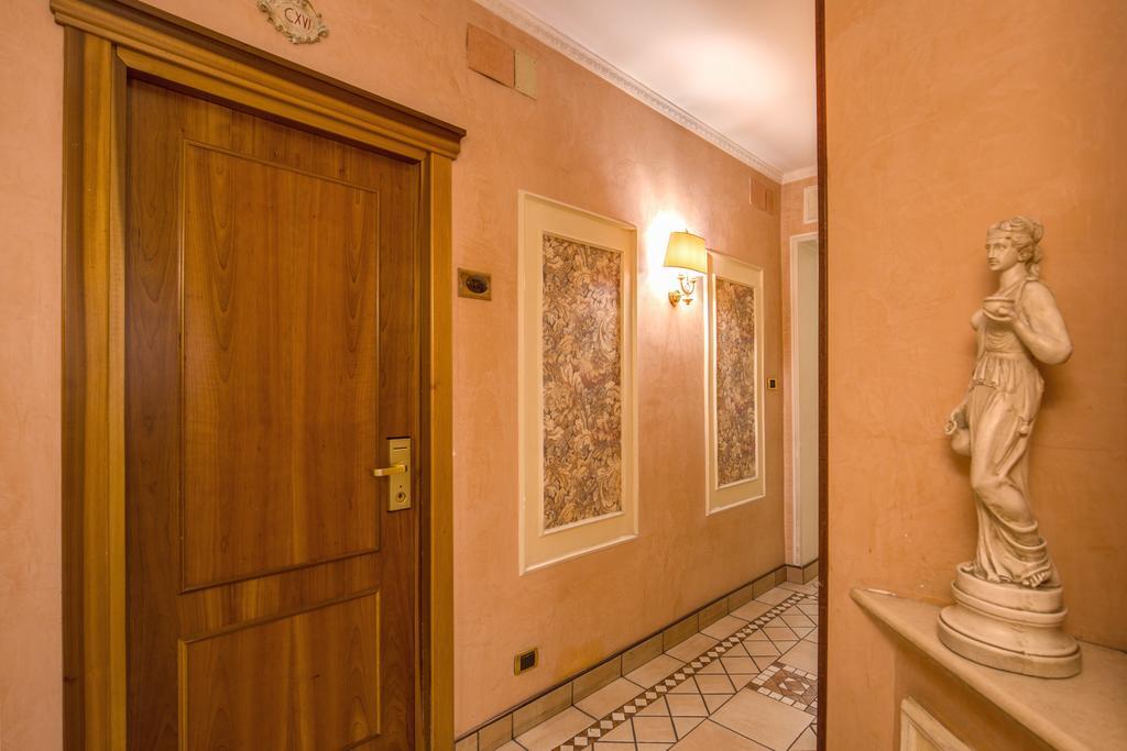 Фото Hotel Montreal