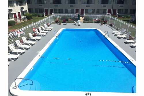 Гостиница Admiralty Inn & Suites