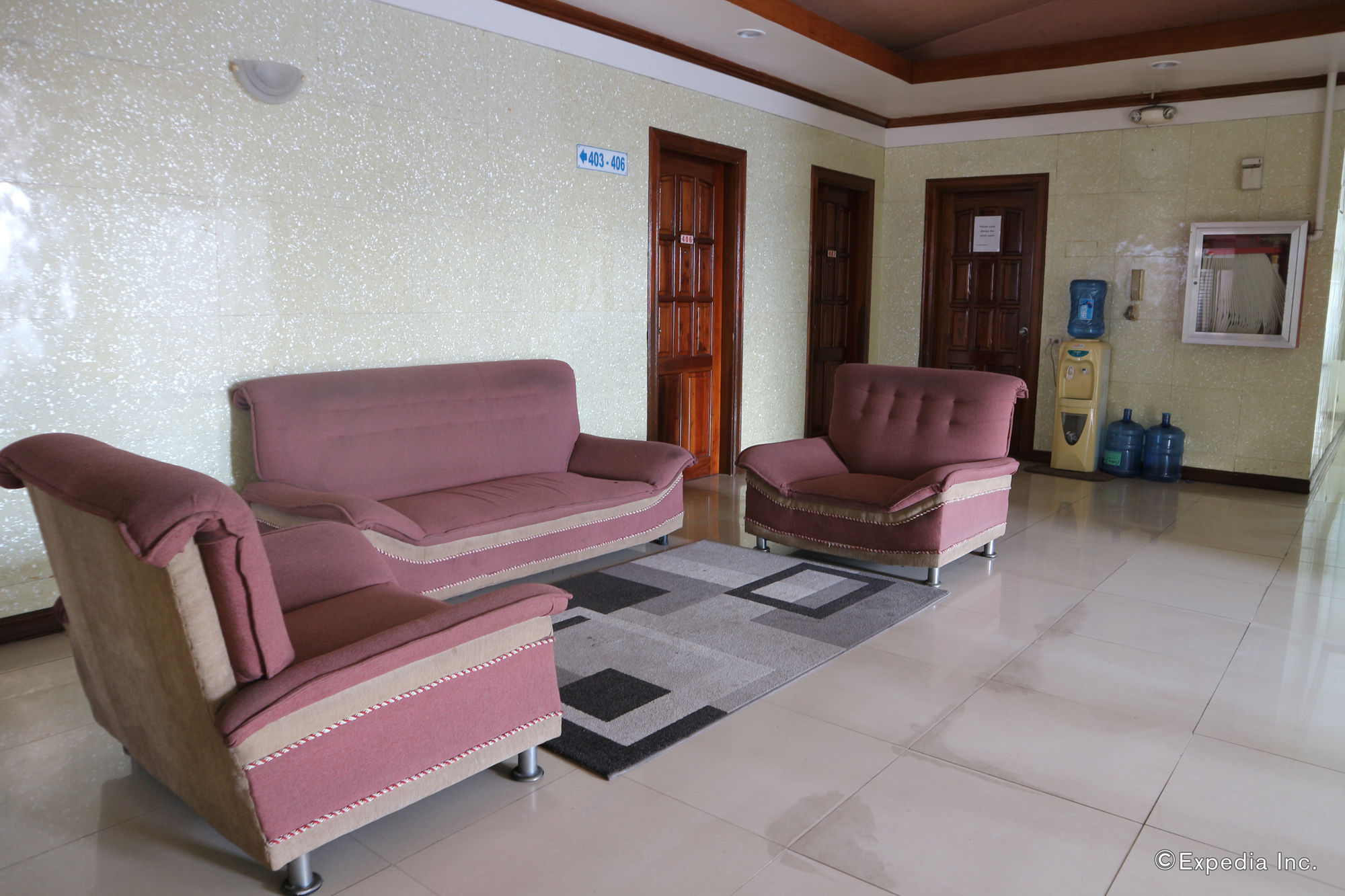 Фото отеля 3