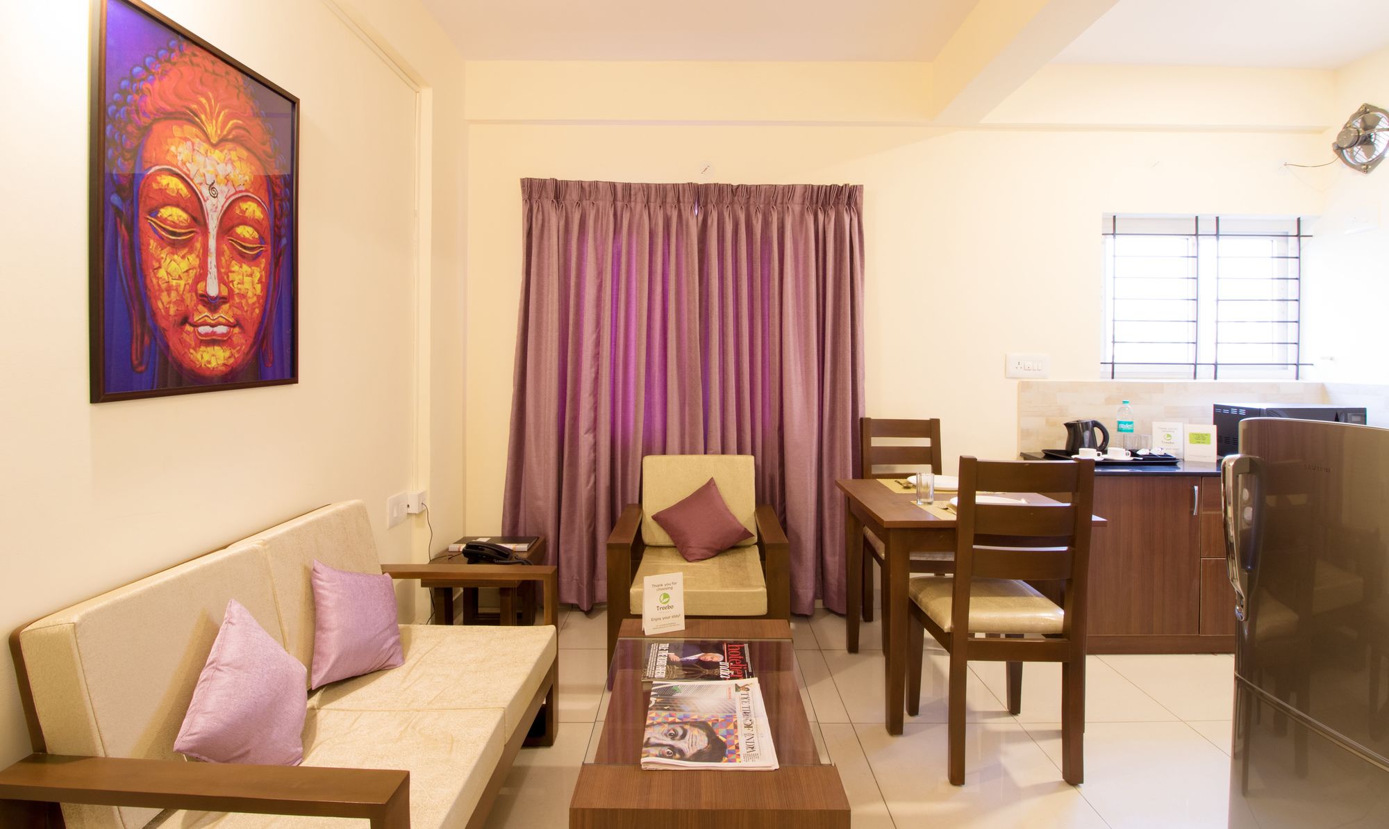 Фото Treebo Trend Mel's Suites Indiranagar