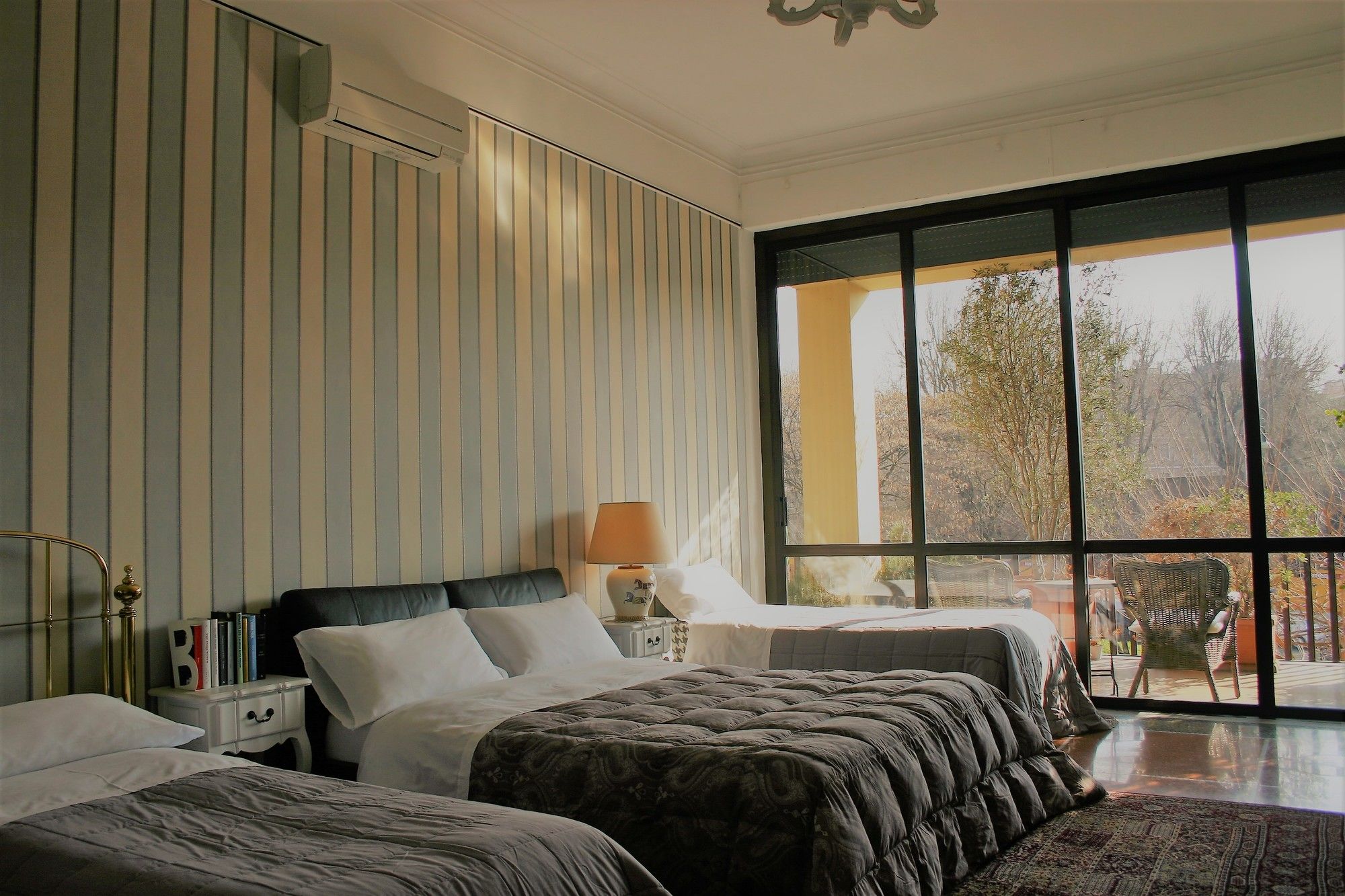 Фото B&b Bonne Nuit Rome