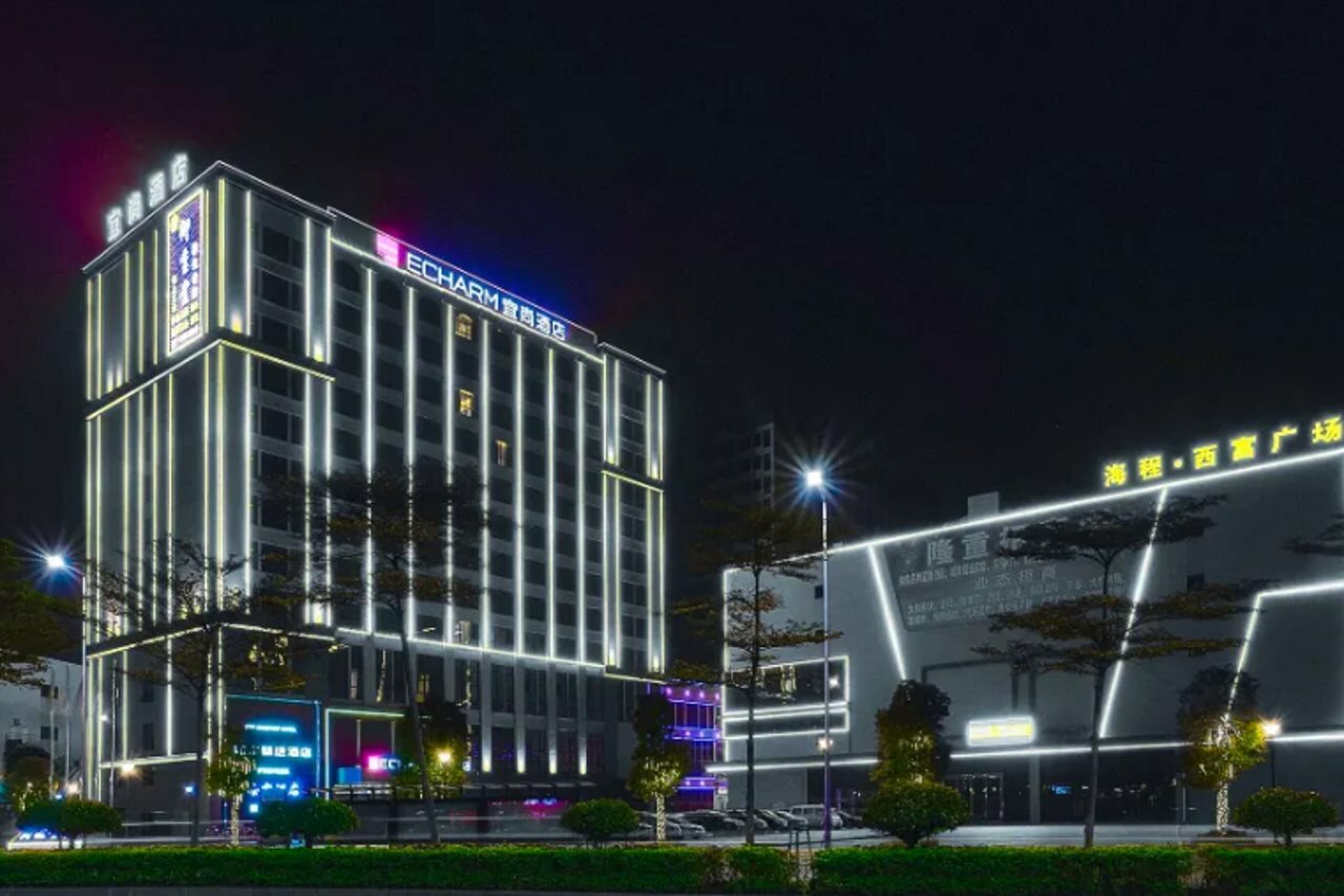 Фото отеля 1