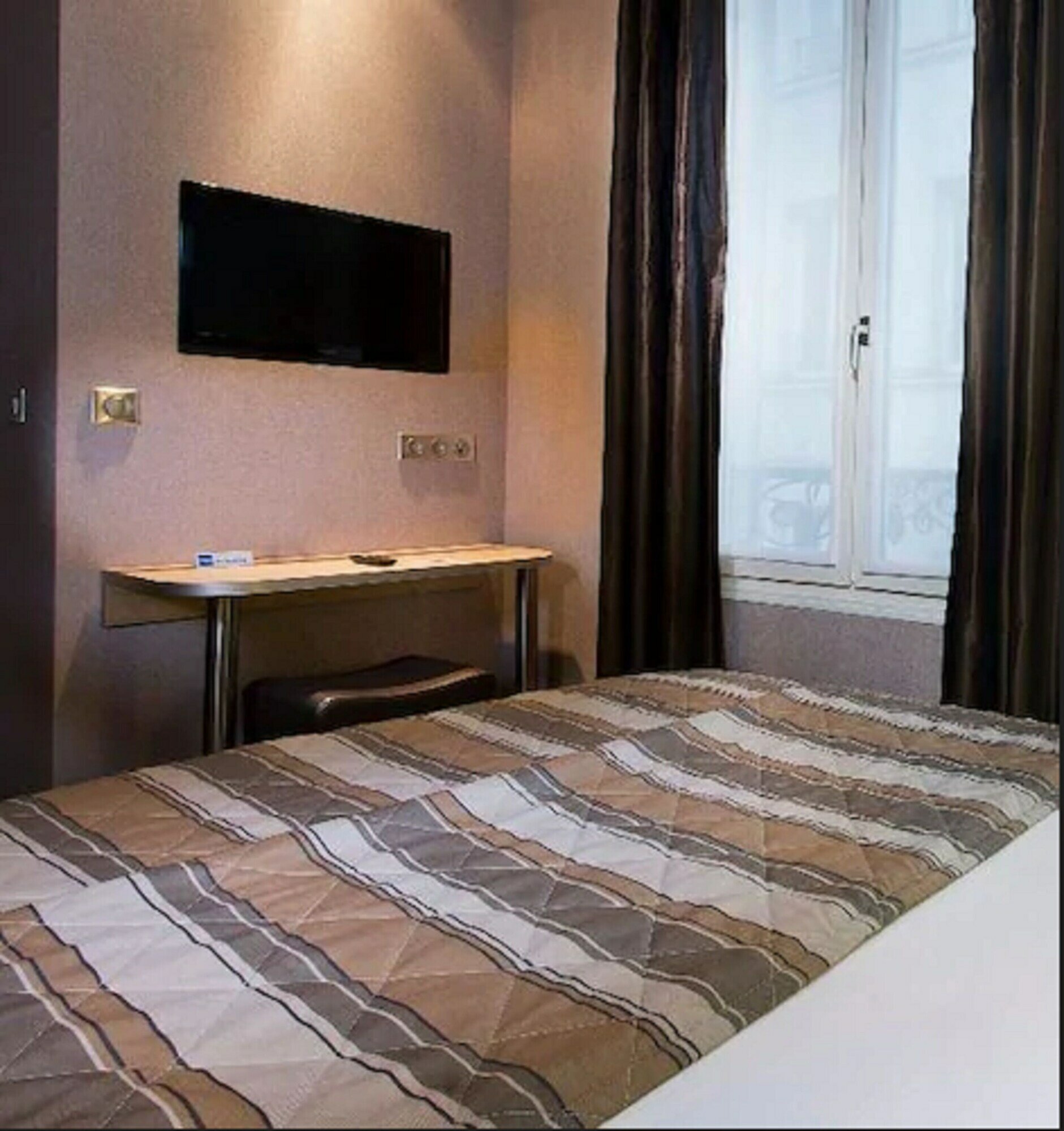 Фото Hotel Riviera Elysées