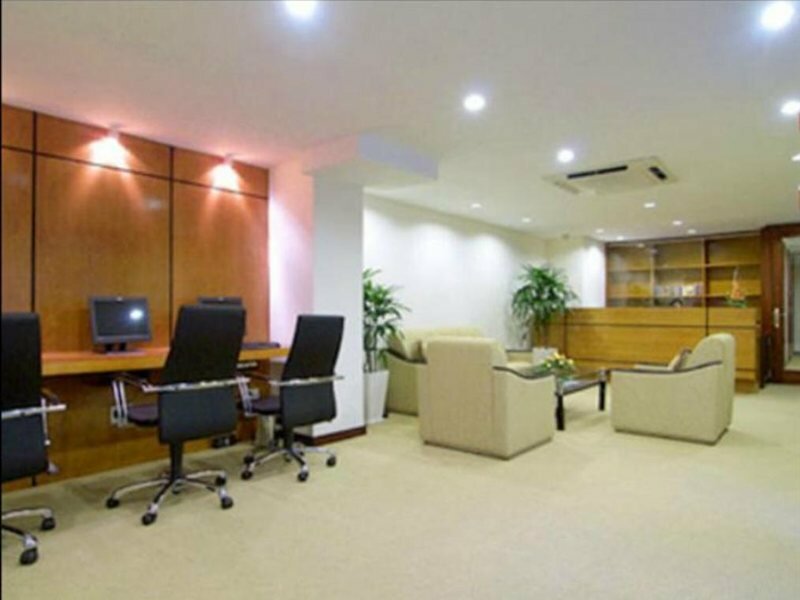 Фото Avanti Hotel