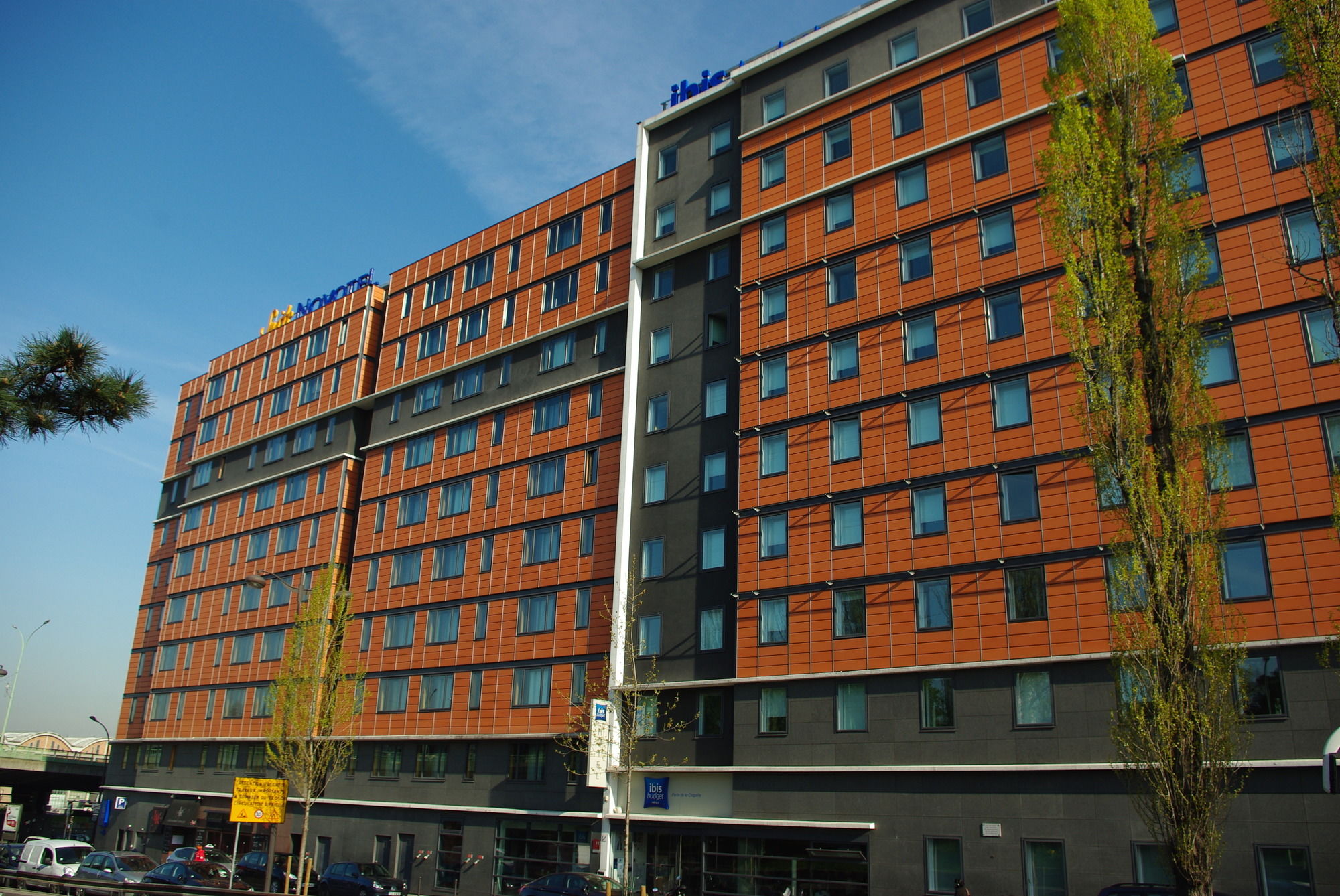 Фото Greet Hotel Paris porte de la Chapelle Aréna