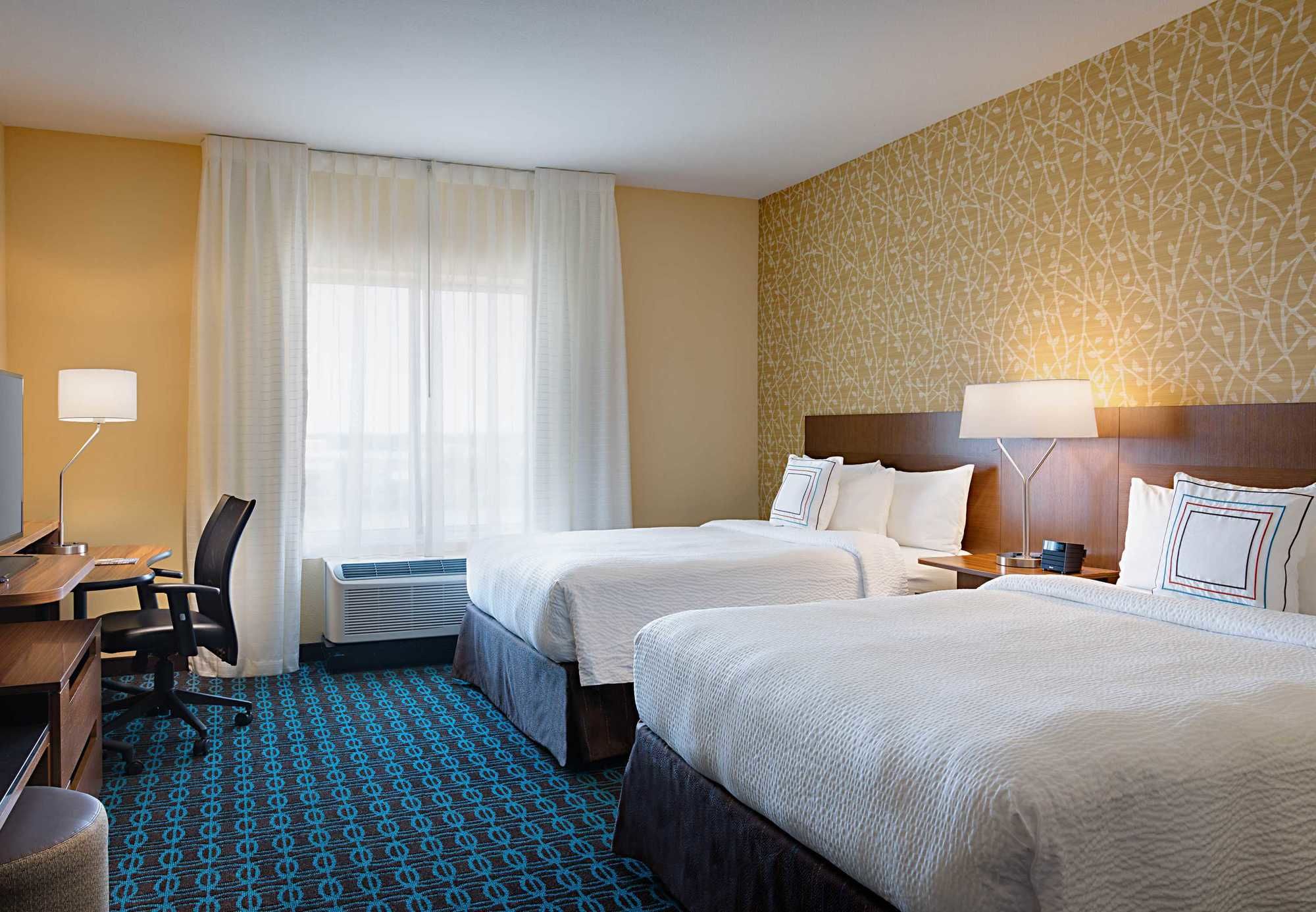 Фото Fairfield Inn & Suites Dallas West/i-30