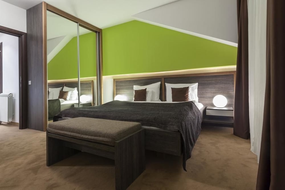 Фото Belgrade Boutique Hotel