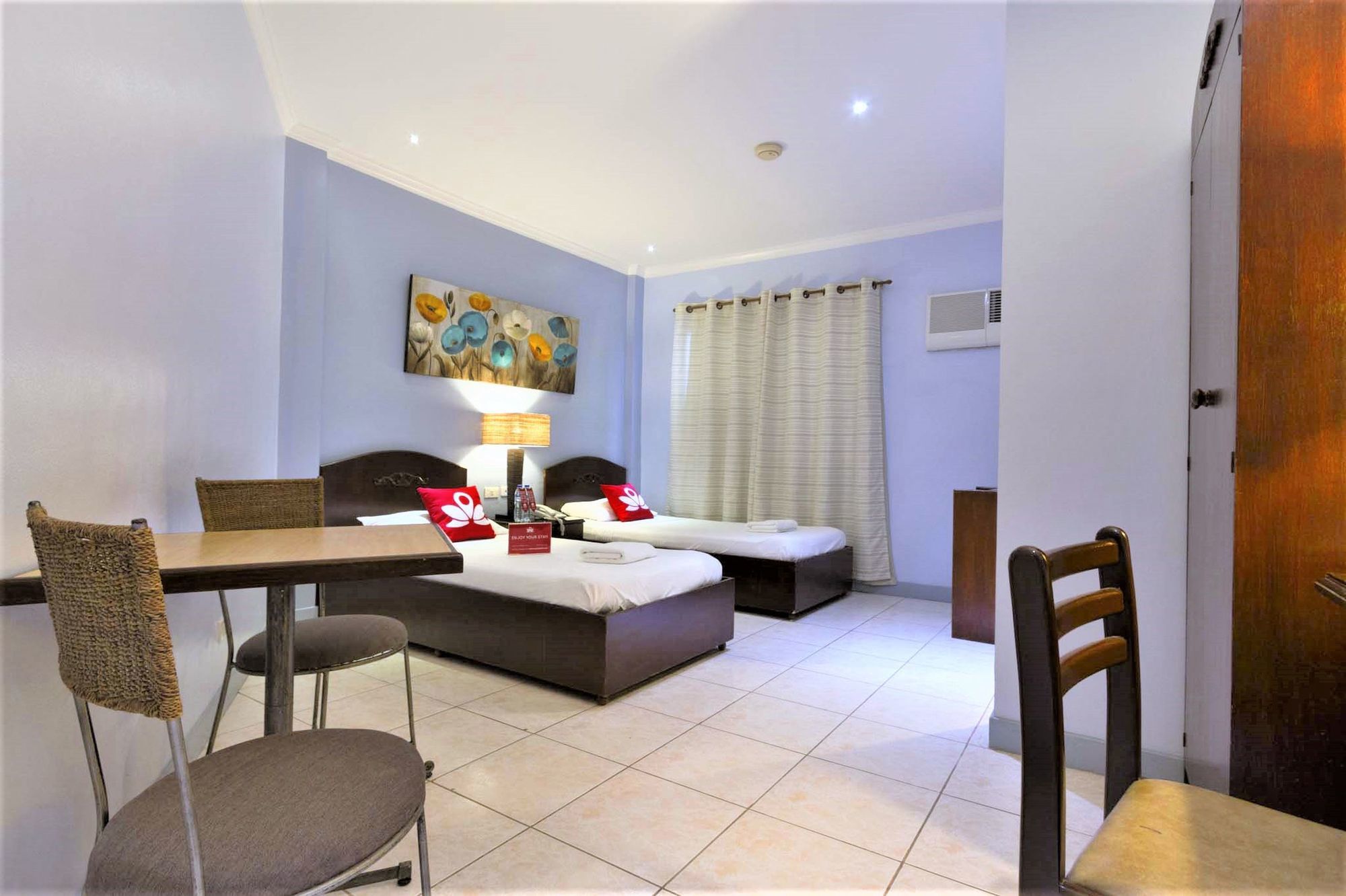 Фото Zen Rooms Zapatera