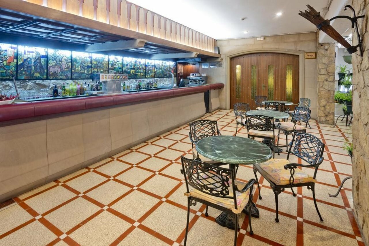 Фото Hotel Vila de Calella