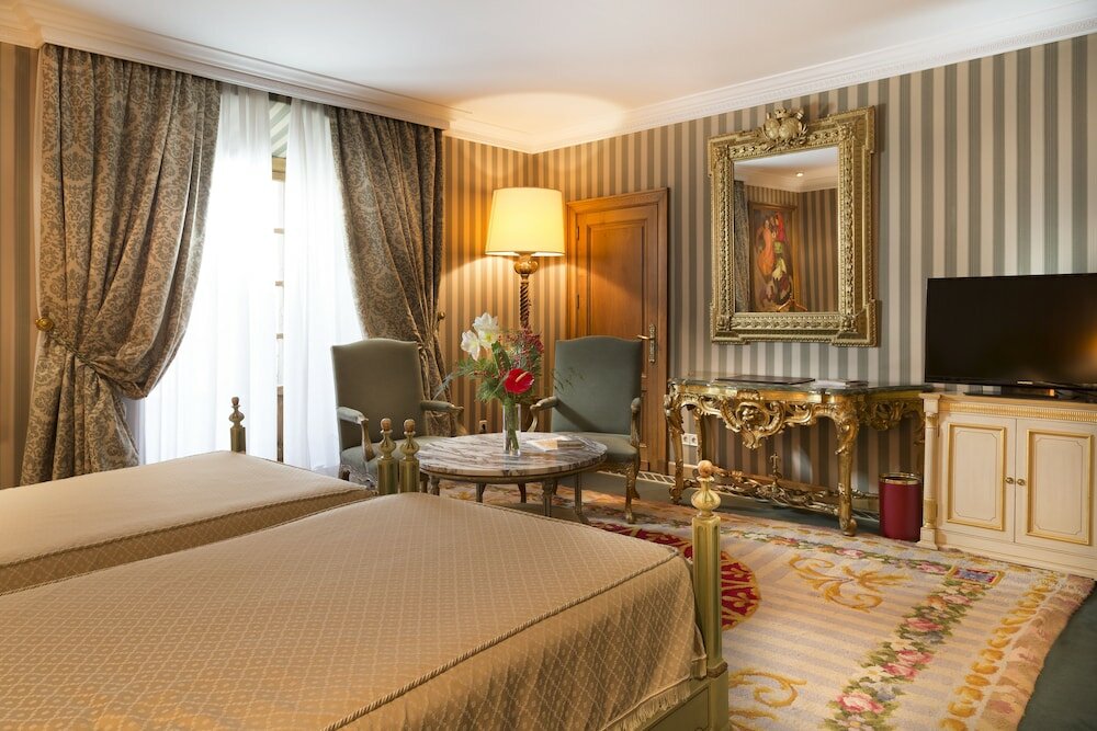 Фото Eurostars Hotel De La Reconquista