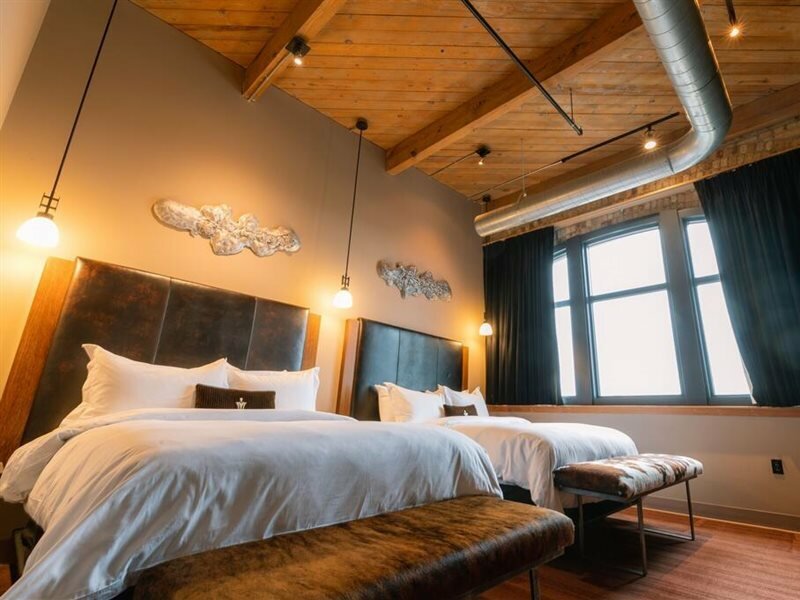 Фото The Iron Horse Hotel