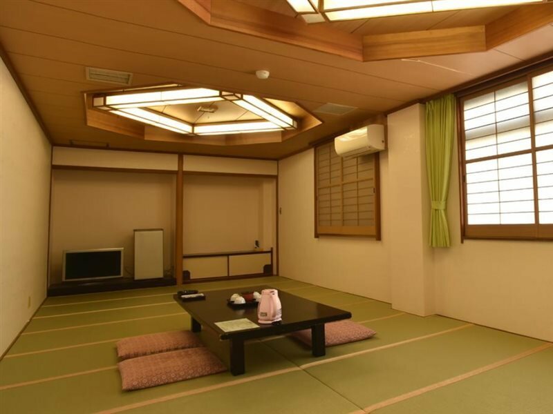 Фото Hotel Sugicho