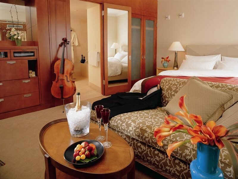 Фото Taj Campton Place