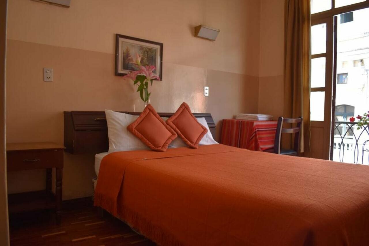 Фото Hotel Huasi Continental