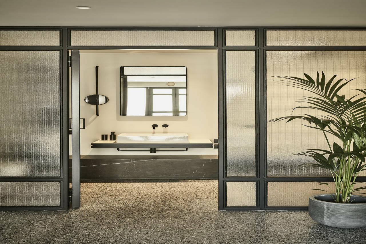 Фото Perianth Hotel