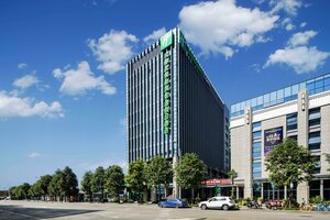 Гостиница Holiday Inn Express Chengdu Wuhou New City