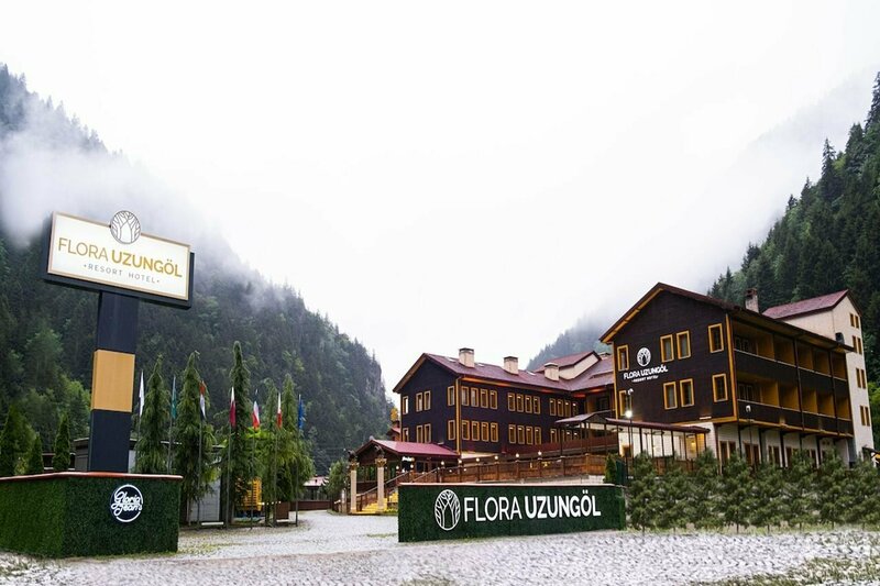 Гостиница Flora Uzungol Resort Hotel в Чайкаре