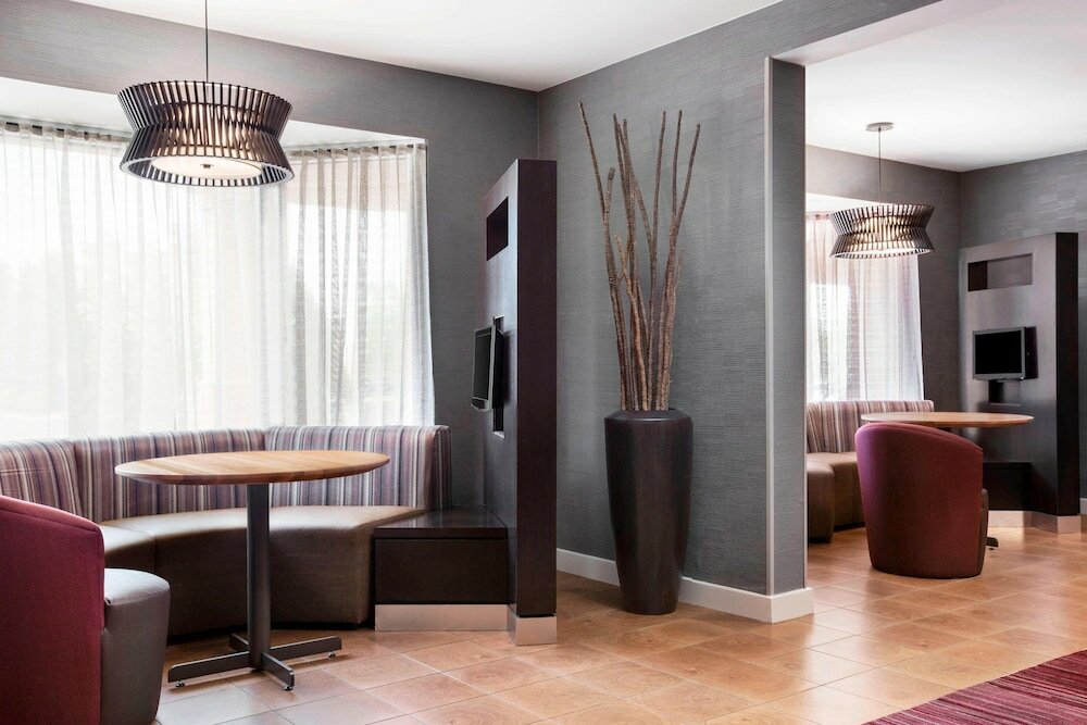 Фото Courtyard Bowling Green Convention Center