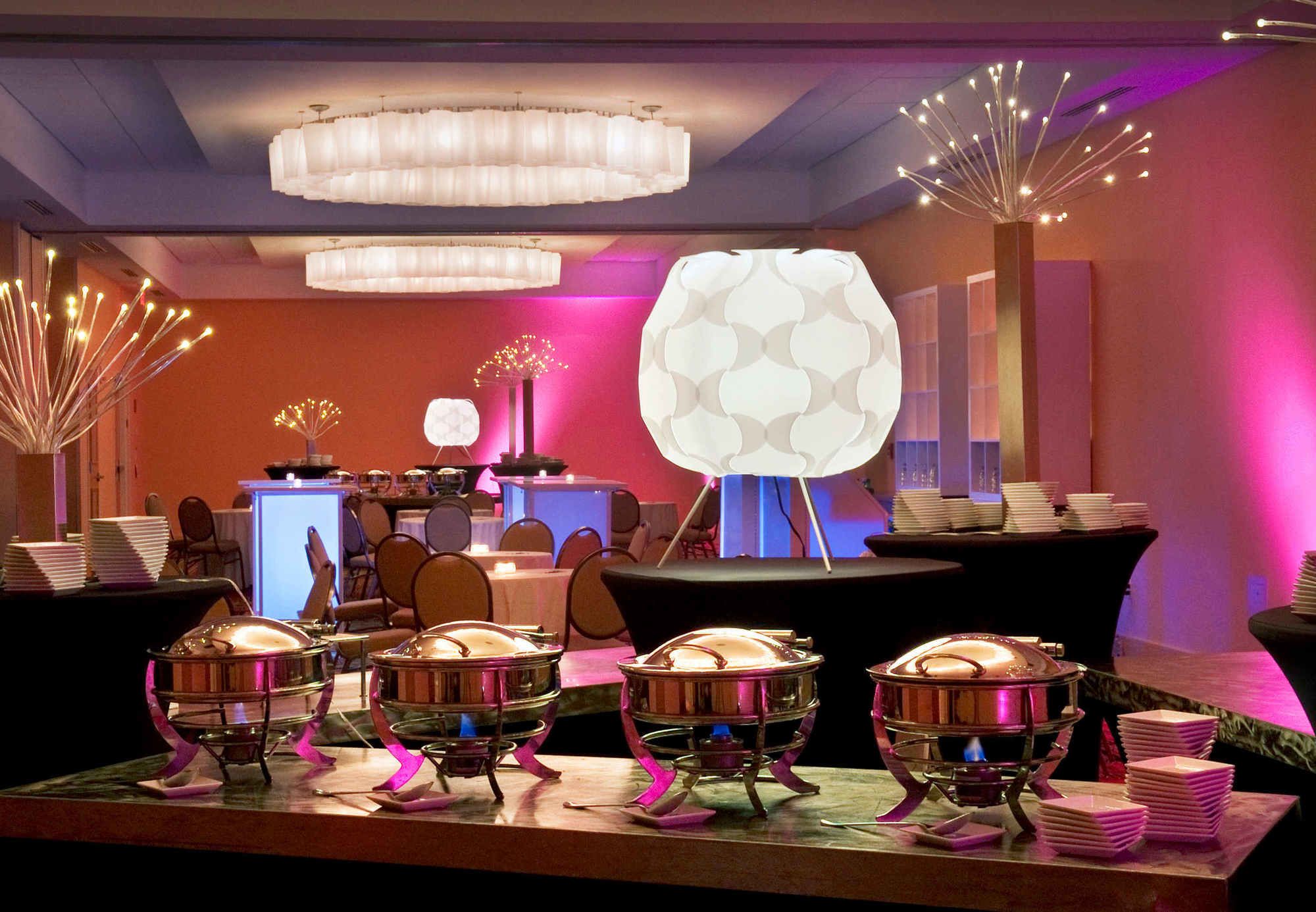 Фото Long Island Marriott