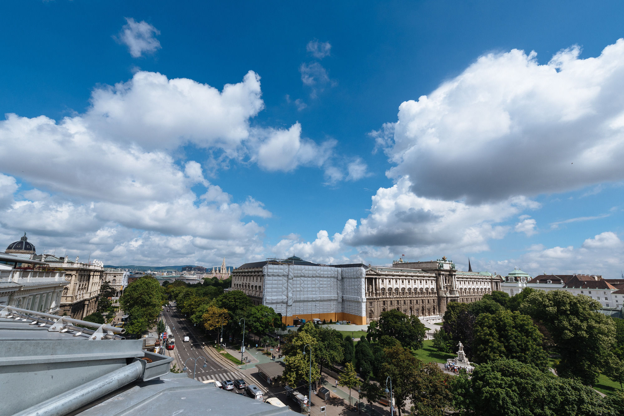 Фото Duschel Apartments City Center