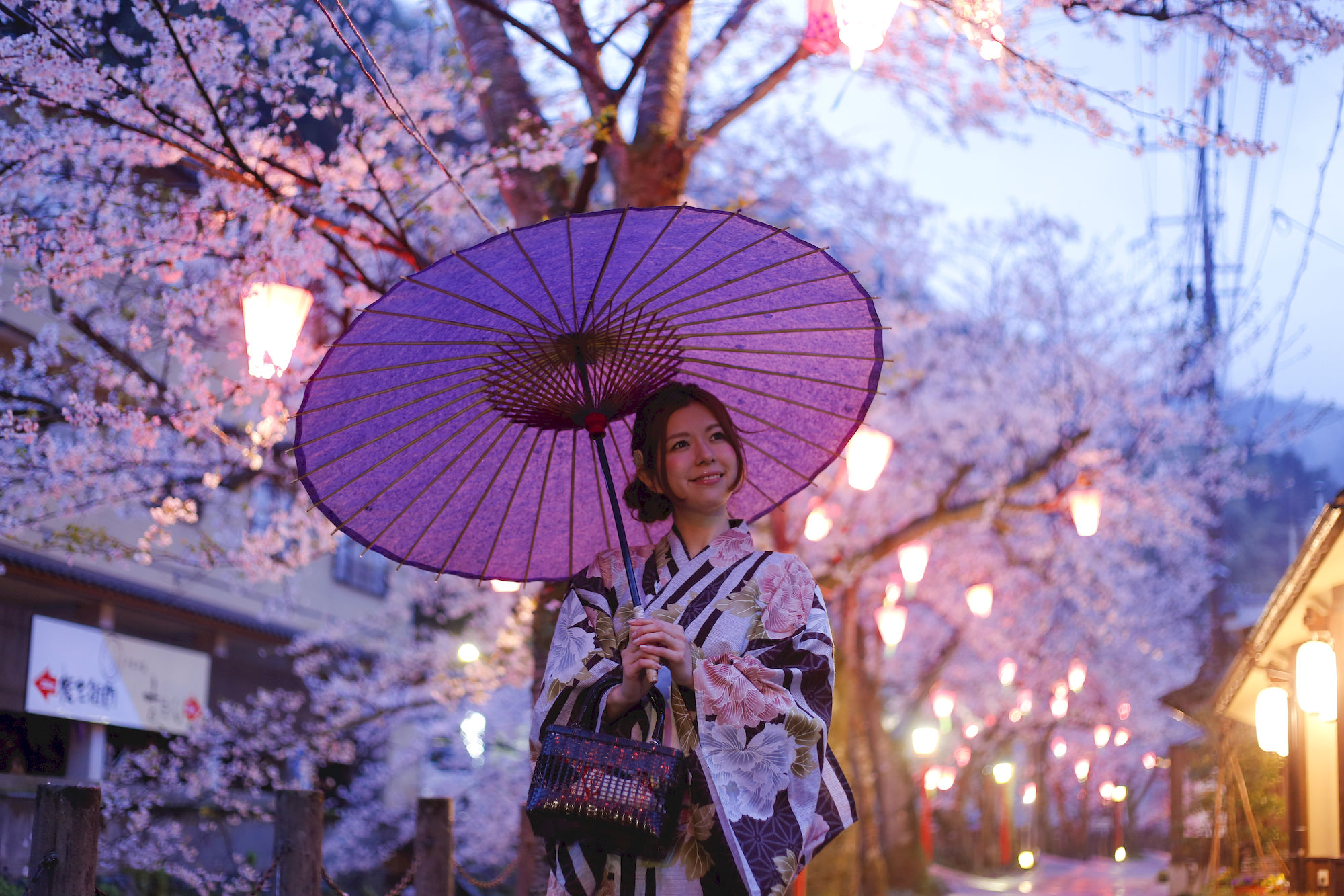 Фото Kawaguchiya Kinosaki Riverside Hotel