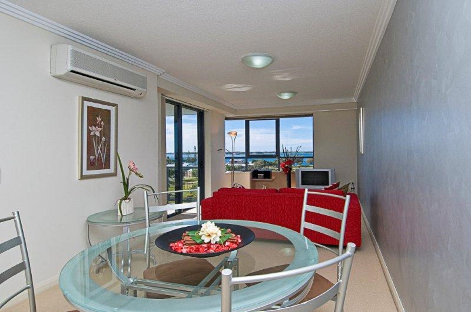 Фото Aqualine Apartments