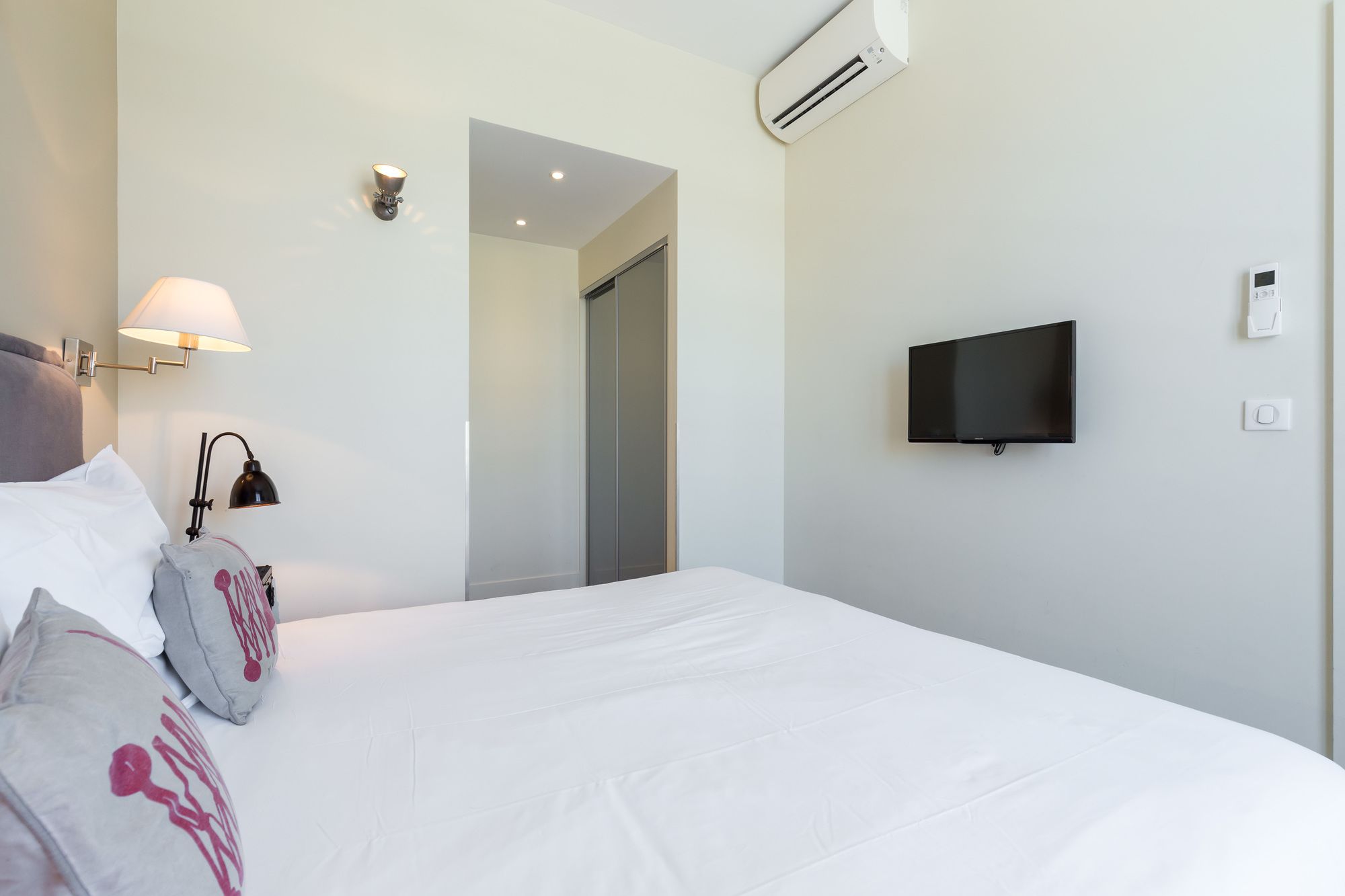 Фото Florella Jean Jaures