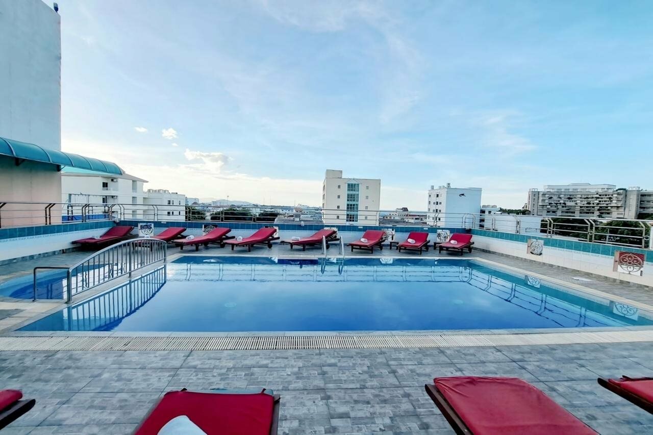 Фото Thipurai City Hotel