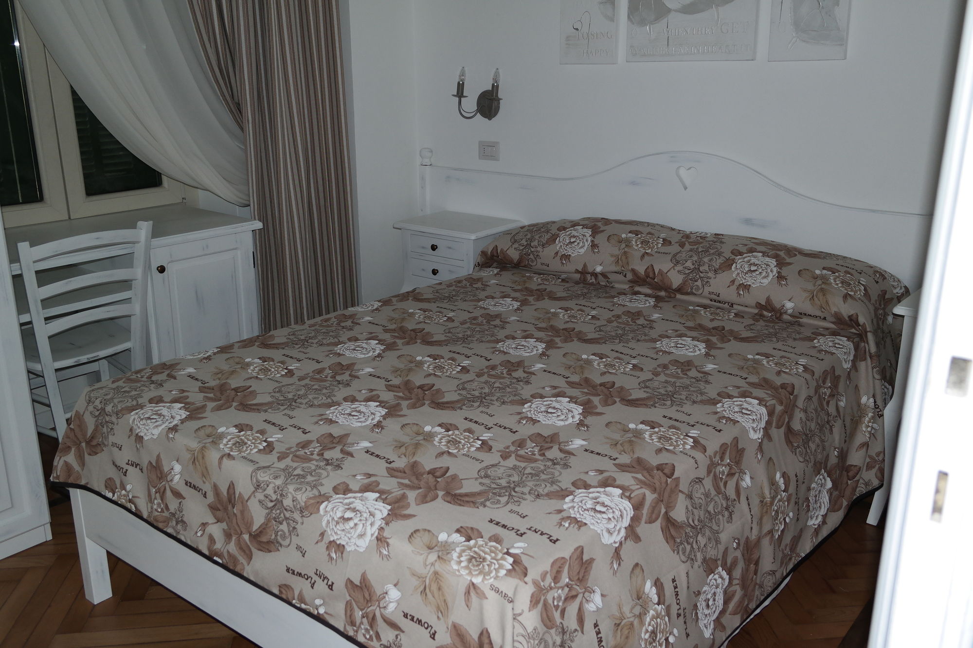 Фото Hotel La Scogliera