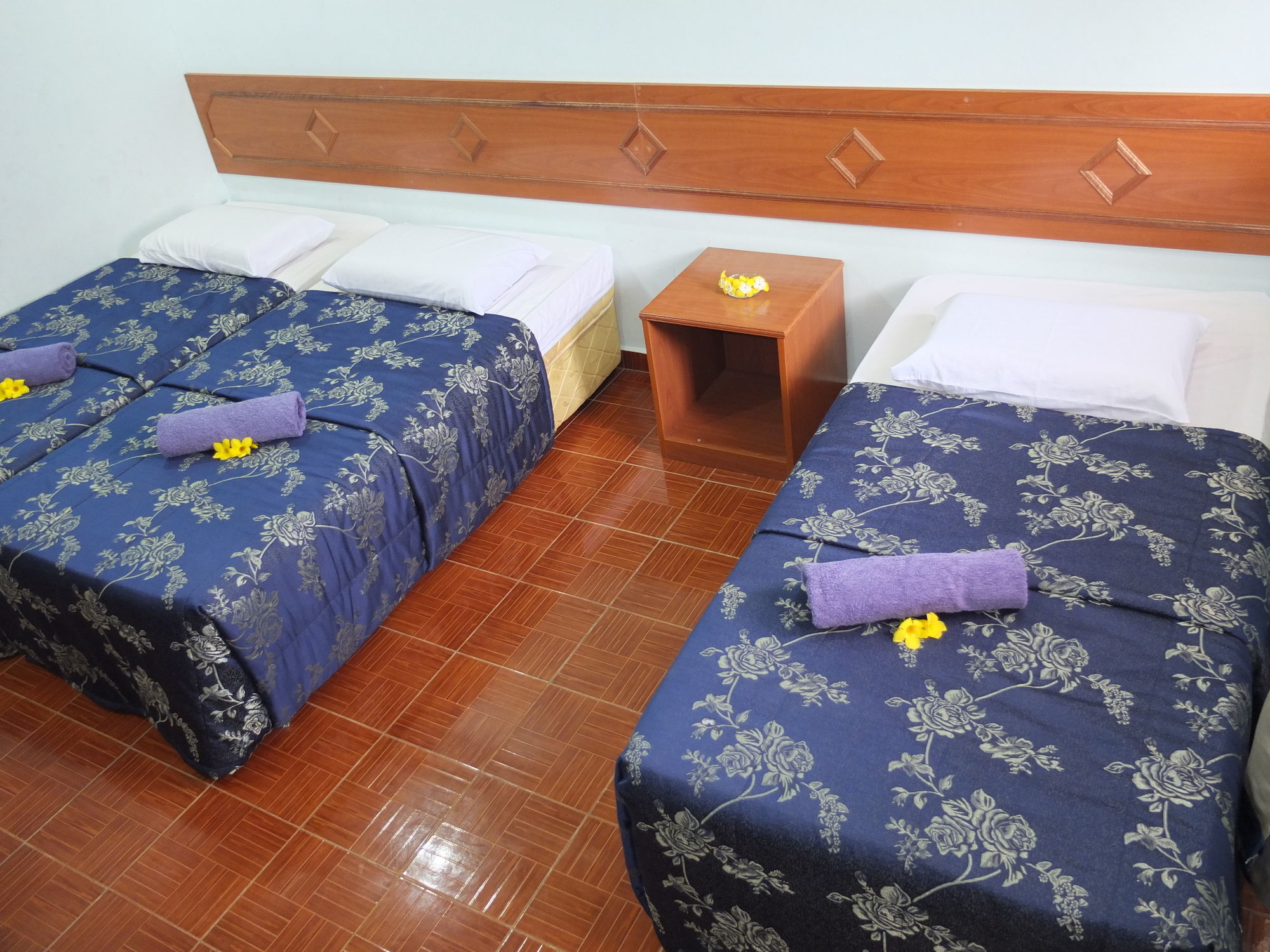 Фото Purnama Beach Resort