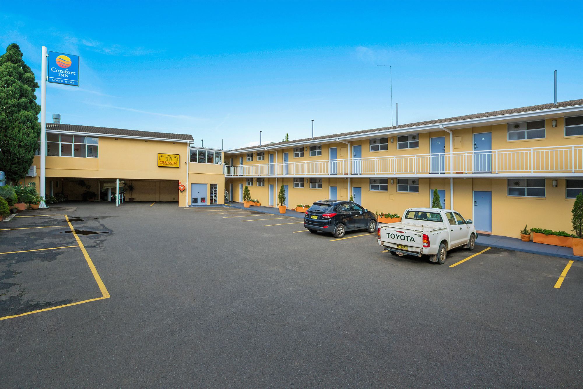 Фото Comfort Inn North Shore