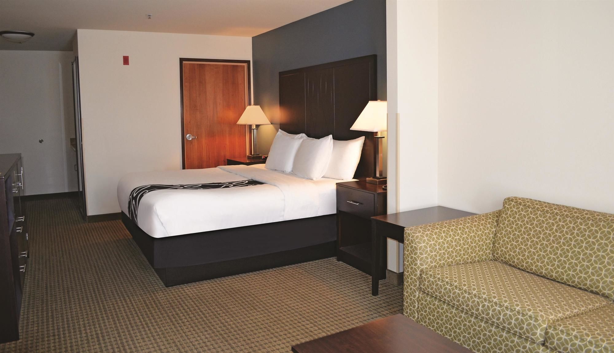 Фото La Quinta Inn & Suites by Wyndham Moscow Pullman