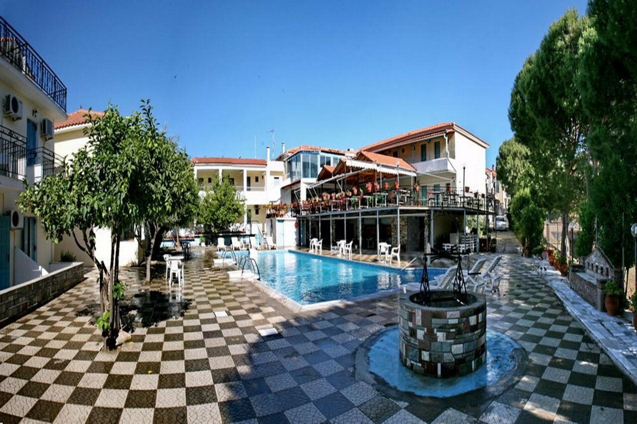 Фото Theofilos Classic Hotel