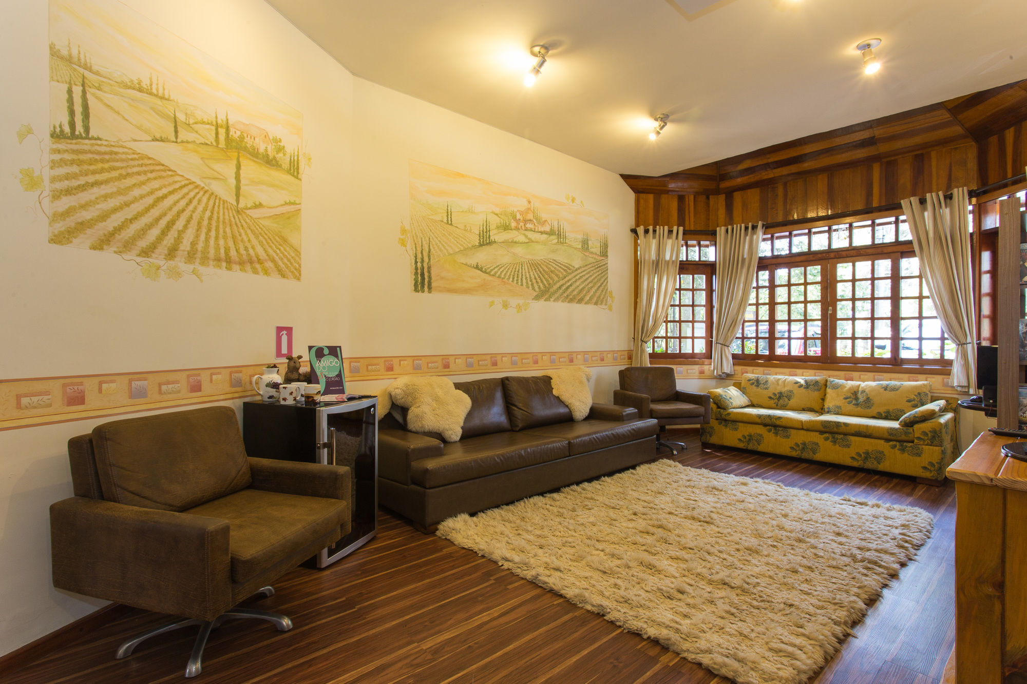 Фото Pousada La Toscana