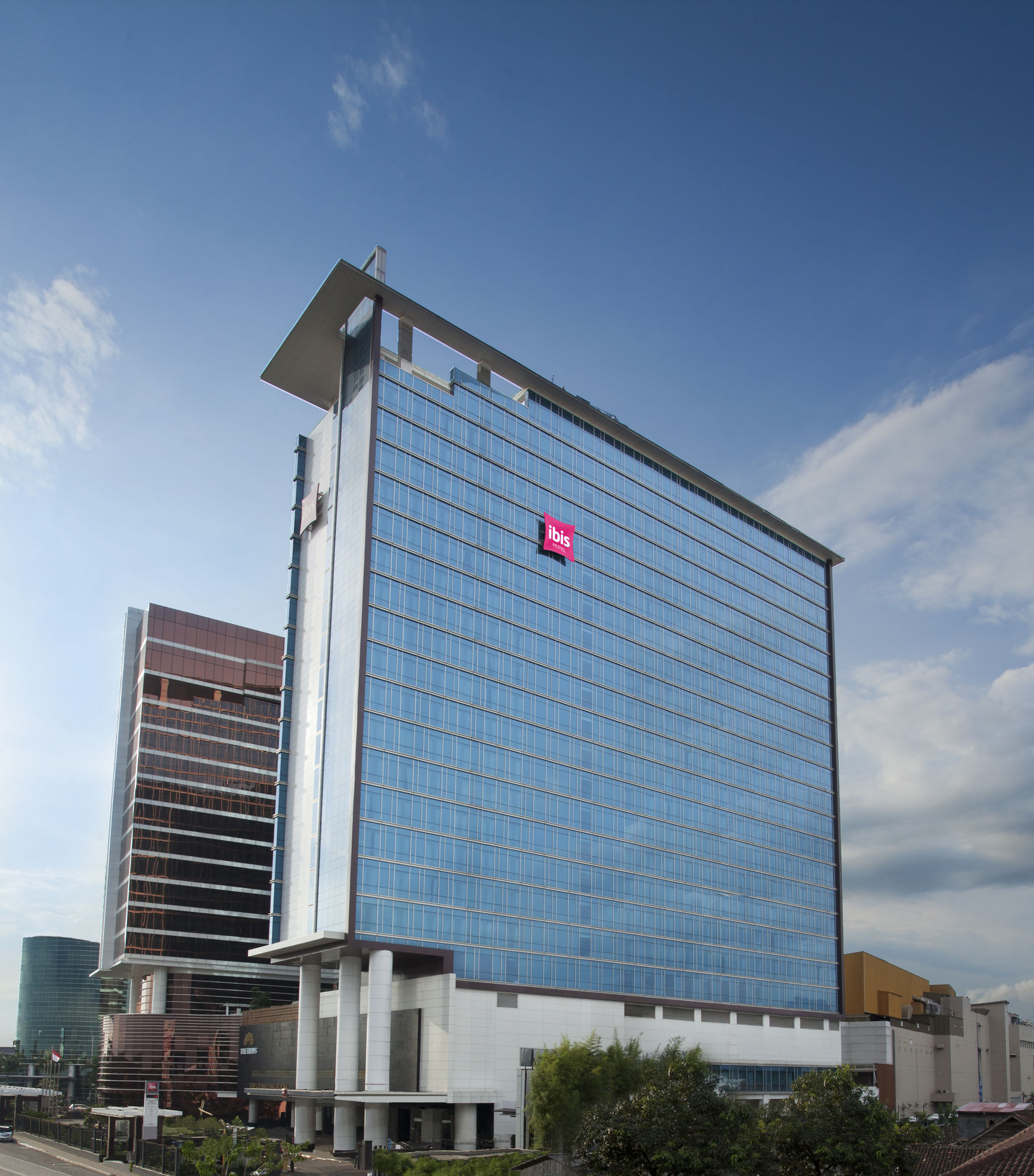 Фото Ibis Bandung Trans Studio
