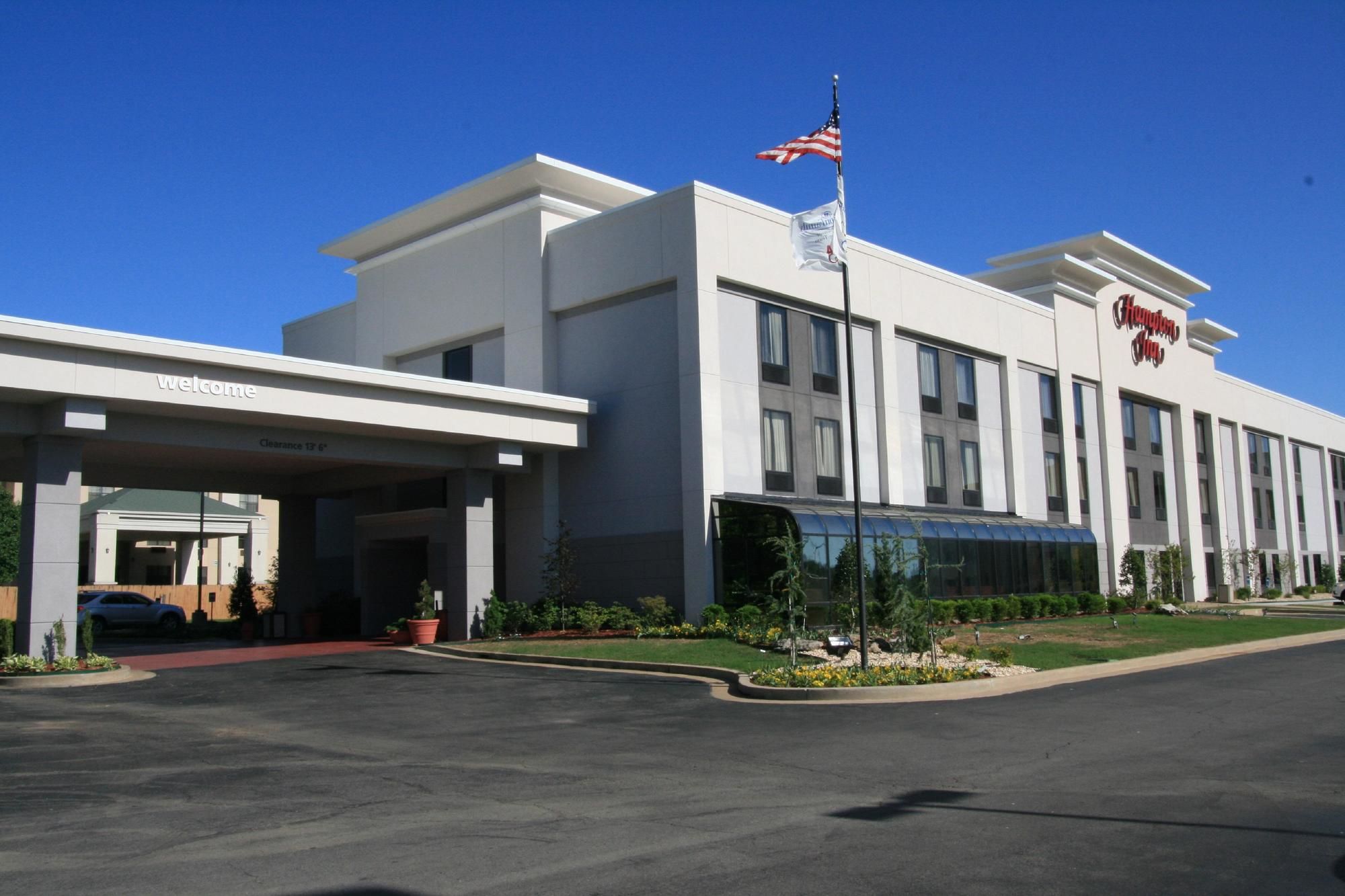 Фото Hampton Inn Muskogee