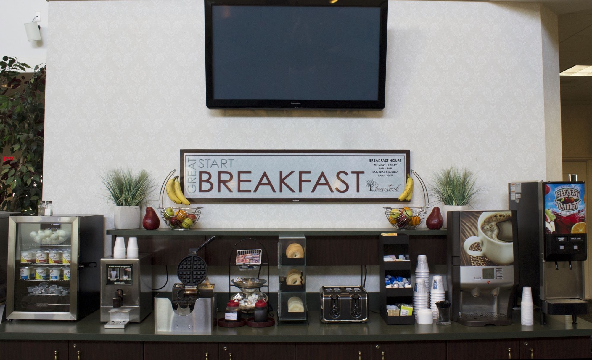 Фото Comstock Inn and Conference Center