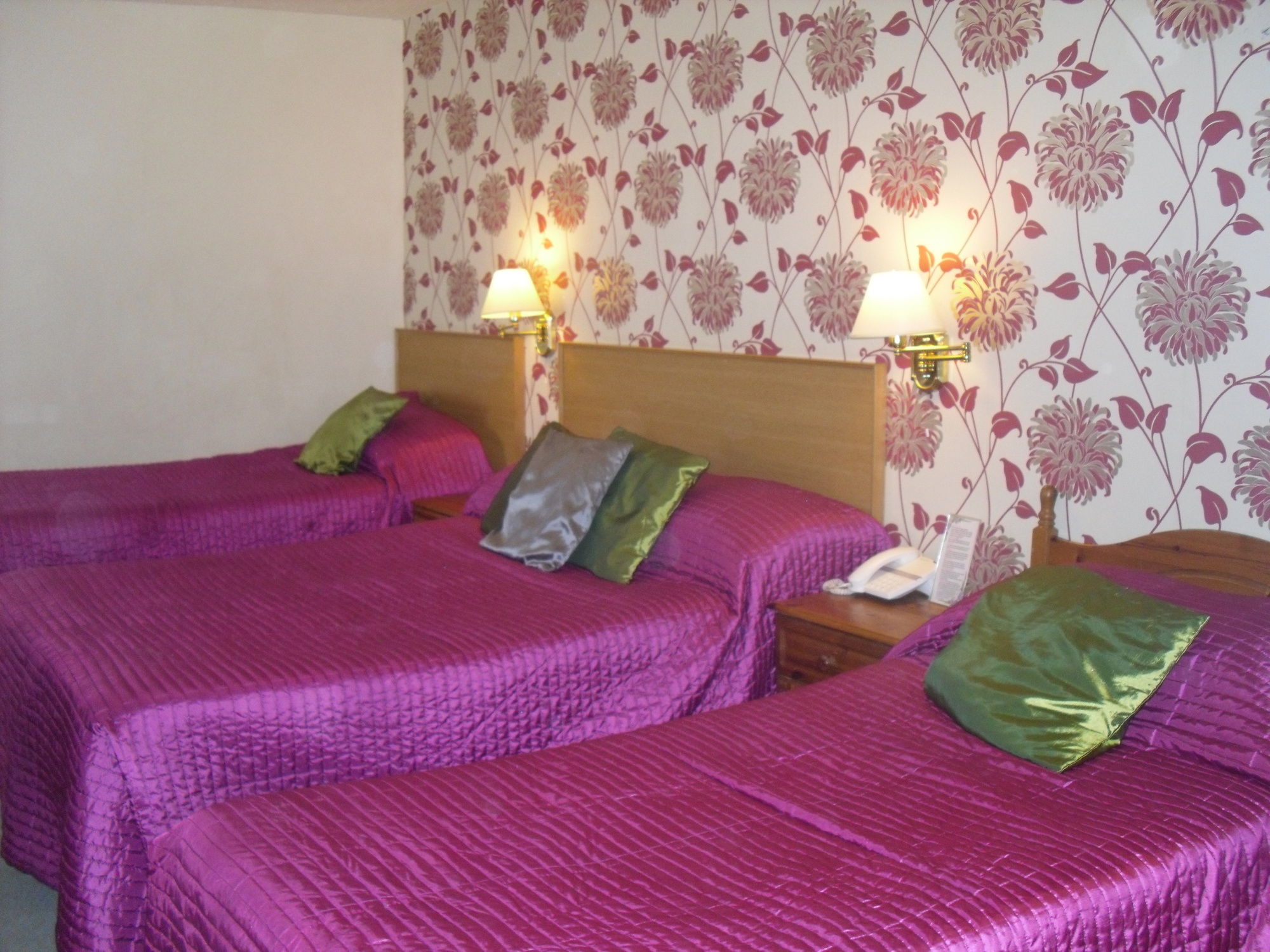 Фото Tiffany's Hotel