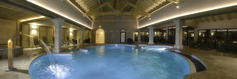 Фото Le Grand Hôtel & SPA et son Chalet