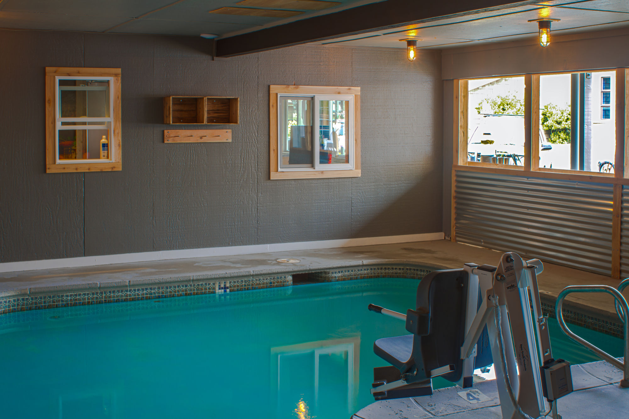 Фото Ashore Hotel